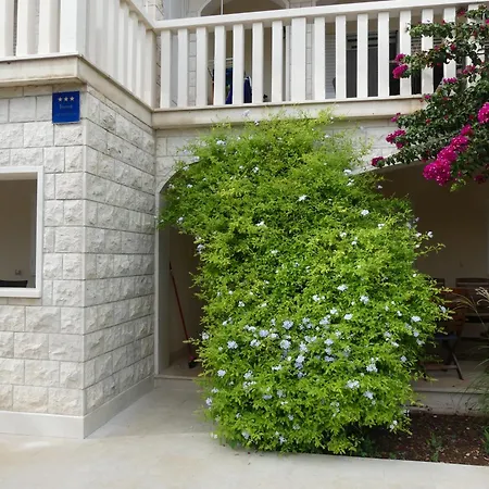 Apartment Skoric Orebić